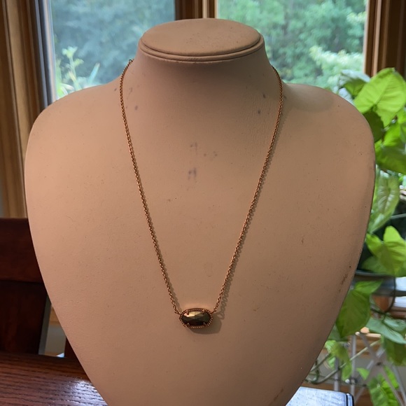 Elisa Gold Pendant Necklace - Picture 2 of 5